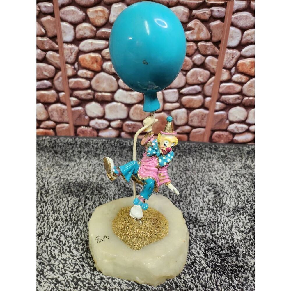 1987 Ron Lee Clown Hanging From Turquoise Balloon ~ "UP, UP & AWAY"